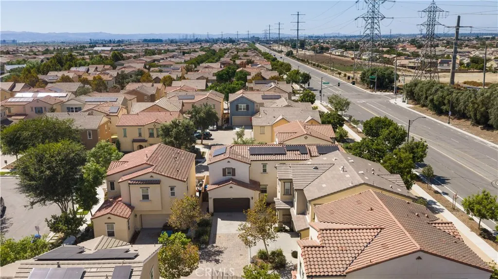 3363 E Pine Ridge
