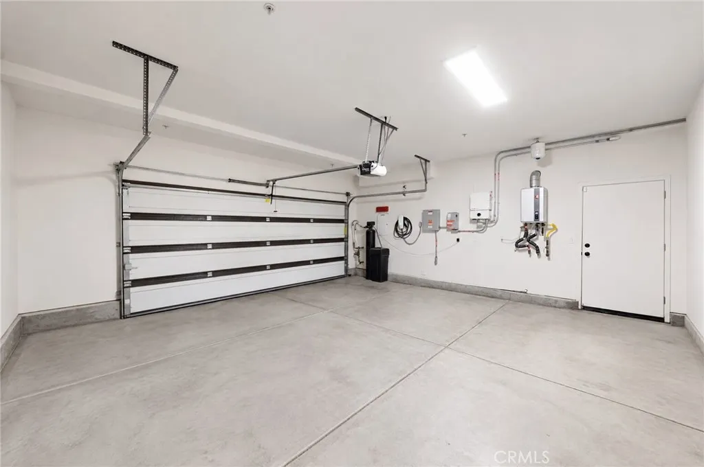 3363 E Pine Ridge