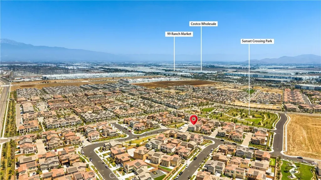 4140 E. Avila Privado