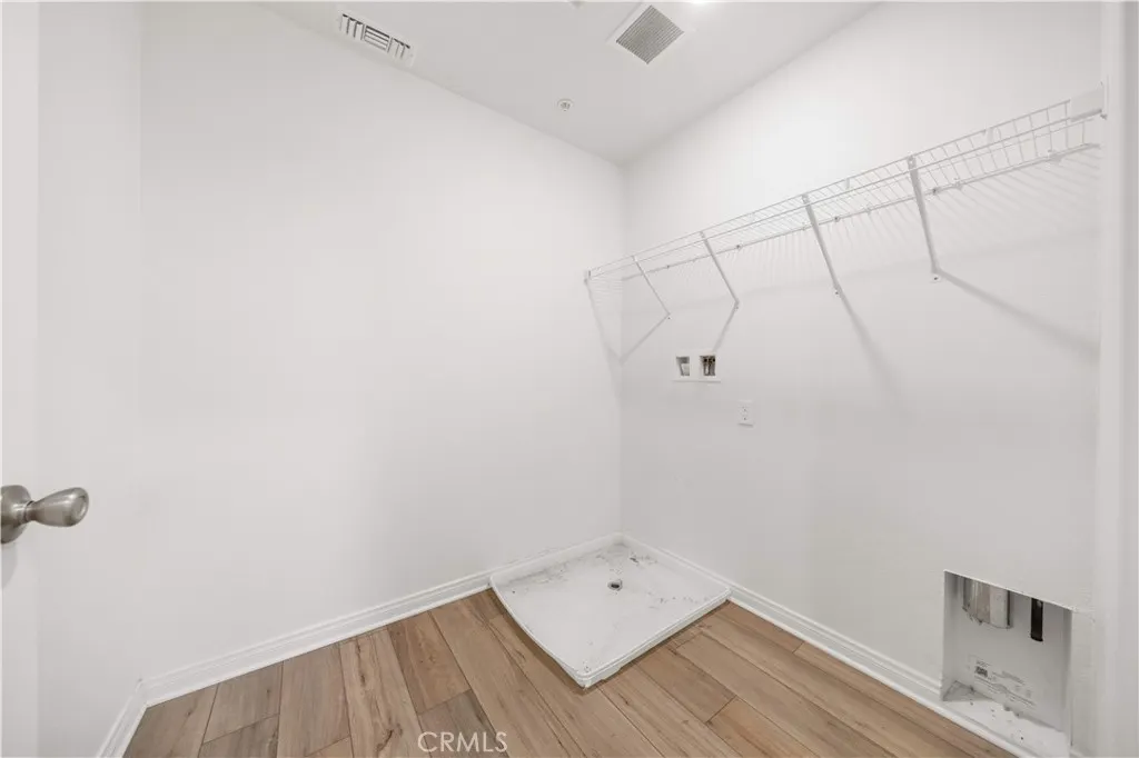 4140 E. Avila Privado