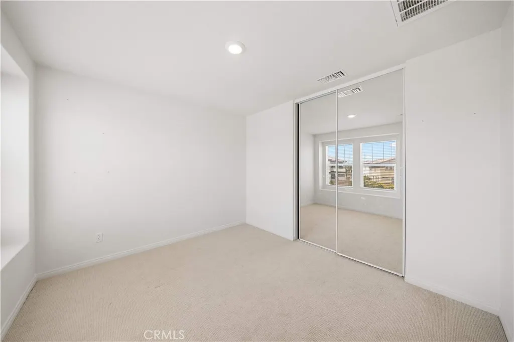 4140 E. Avila Privado