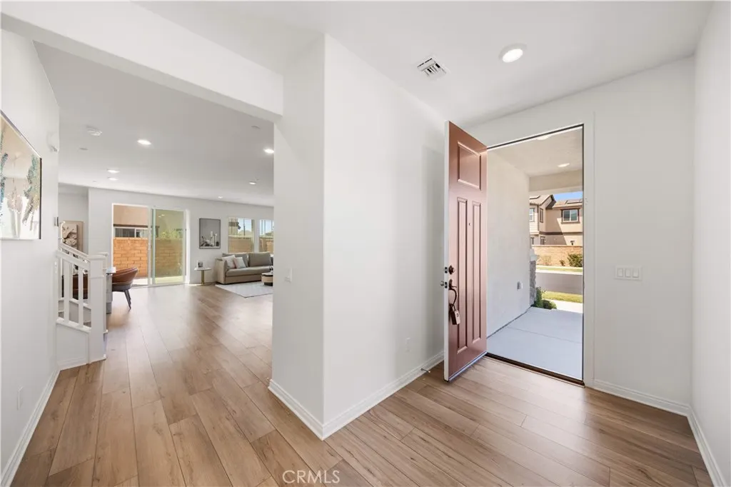 4140 E. Avila Privado