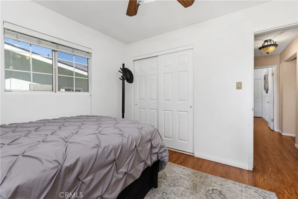 611 E Foothill Blvd
