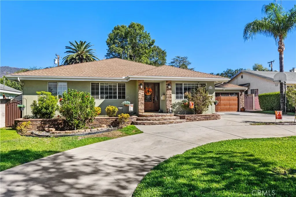 611 E Foothill Blvd