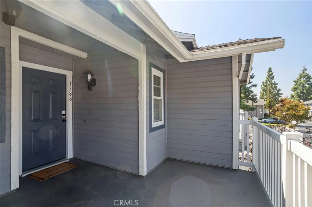 1788 Shady Oaks Court