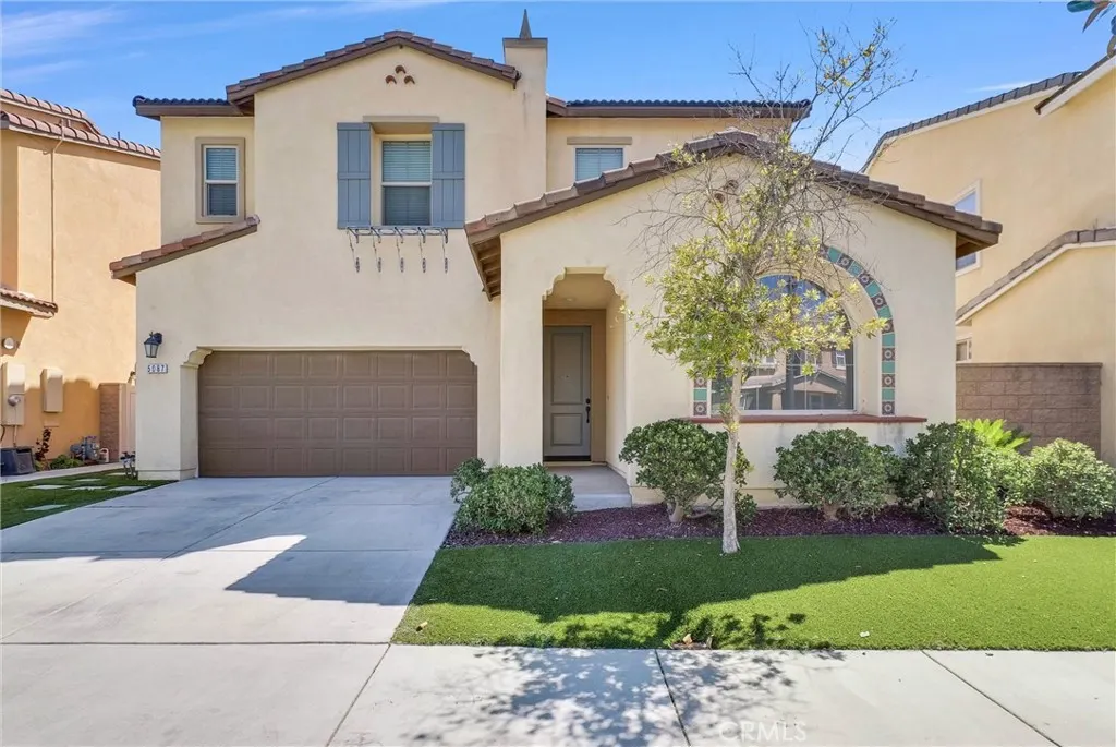 5087 S Centennial