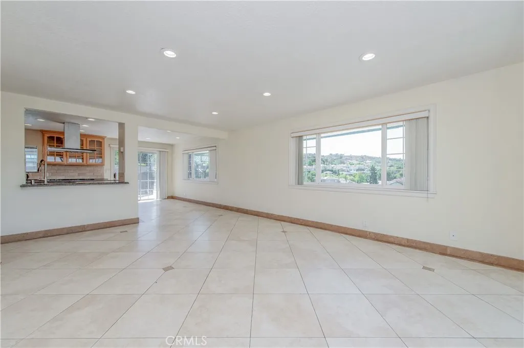 1315 S Golden Vista Drive