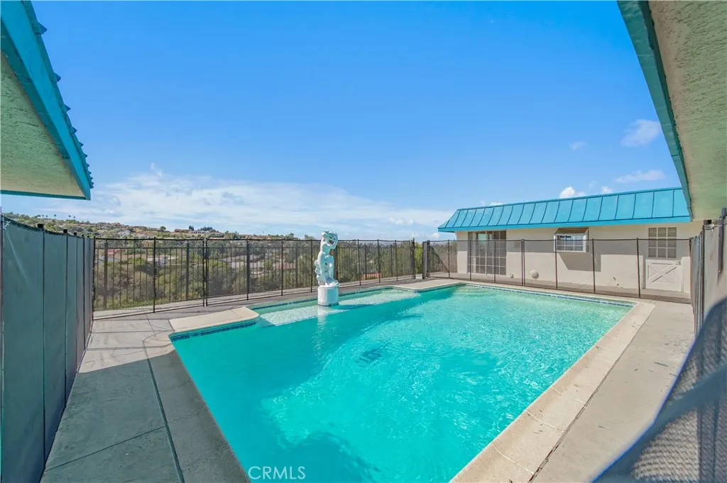 1315 S Golden Vista Drive