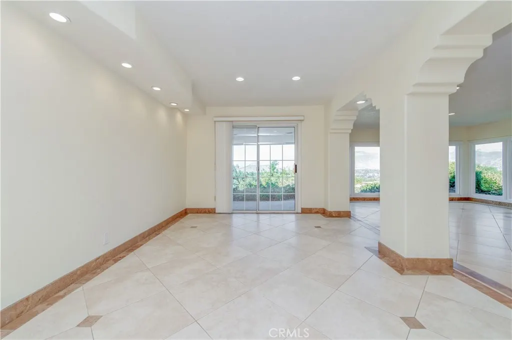 1315 S Golden Vista Drive