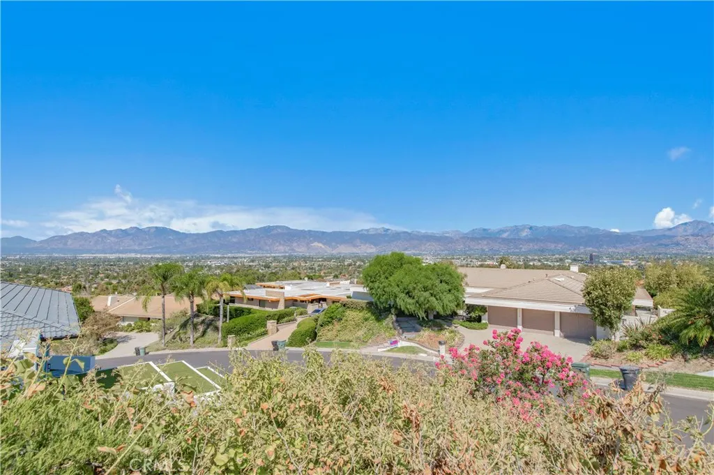 1315 S Golden Vista Drive