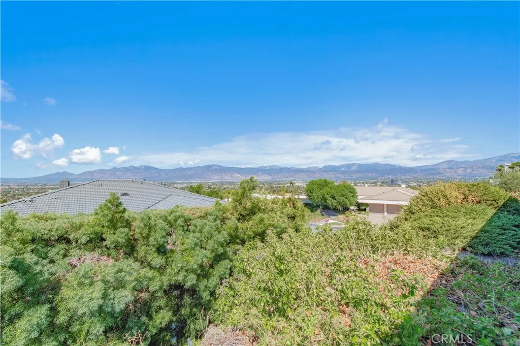 1315 S Golden Vista Drive
