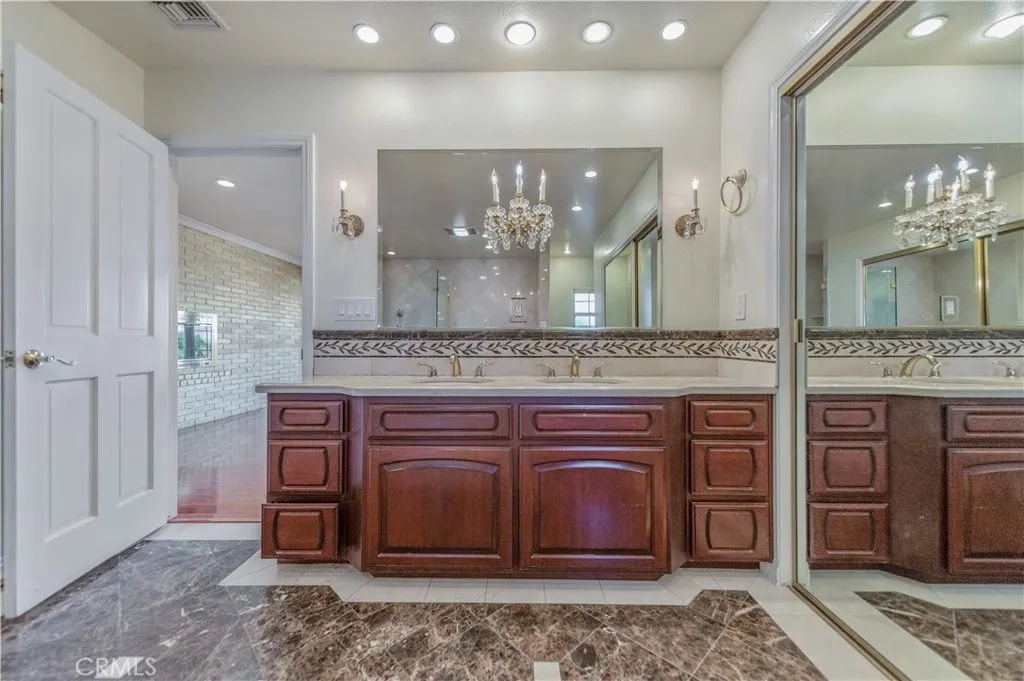 1315 S Golden Vista Drive