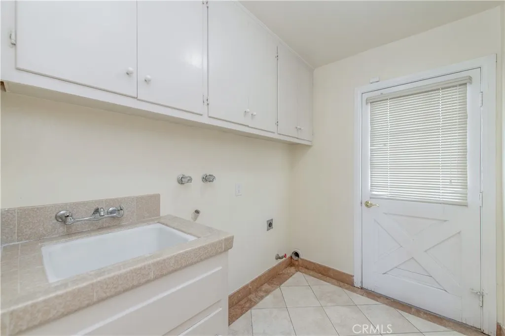 1315 S Golden Vista Drive