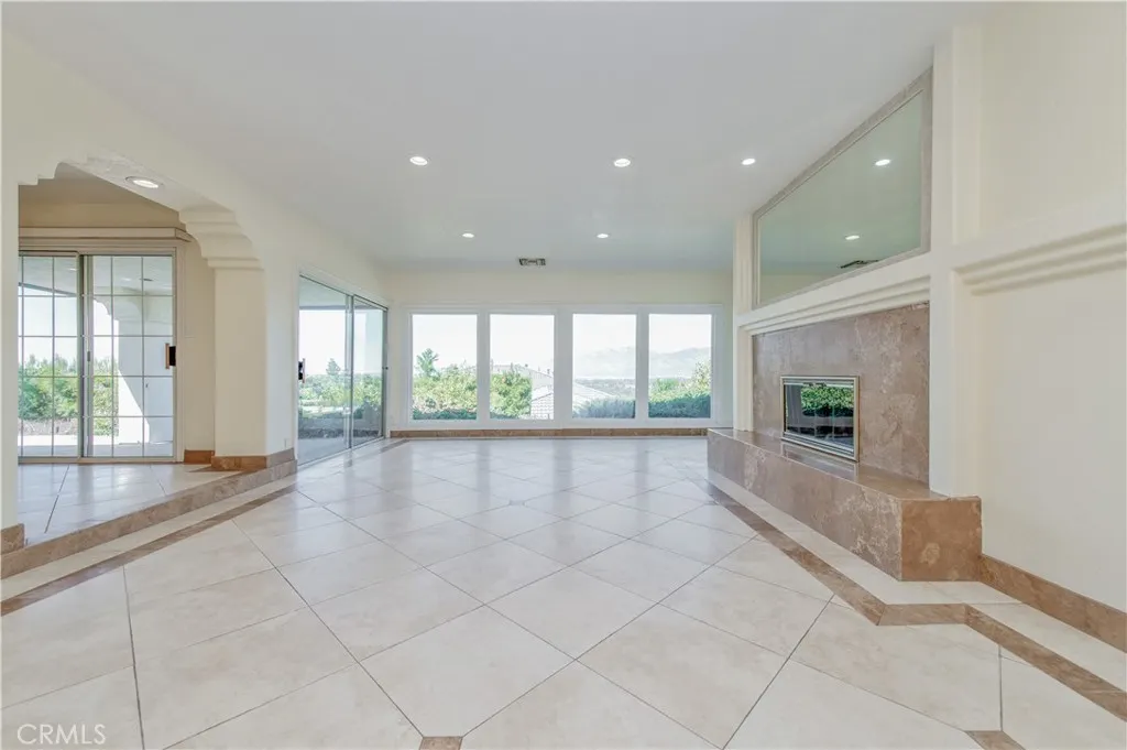 1315 S Golden Vista Drive