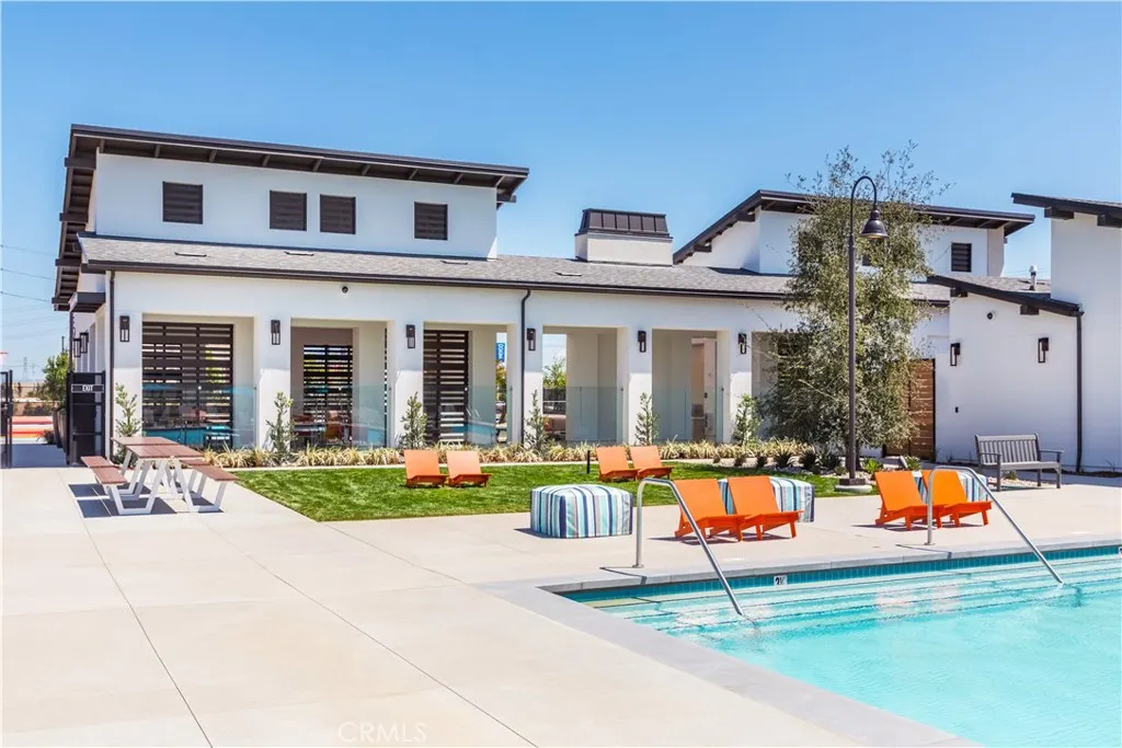 4151 S S. Wildflax Paseo #154