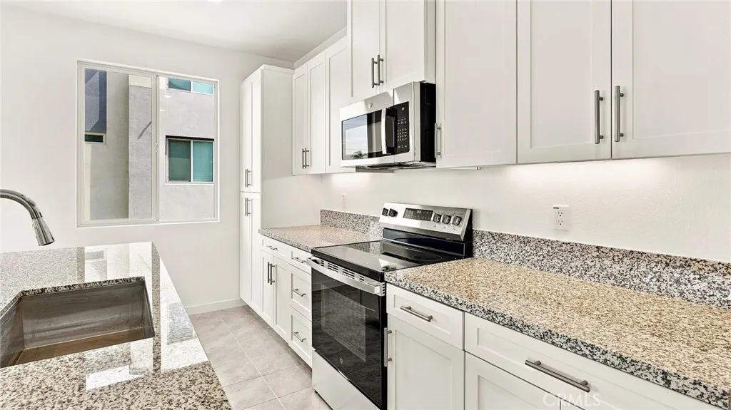 1315 W N Maple Ridge Paseo (Canopy #29)