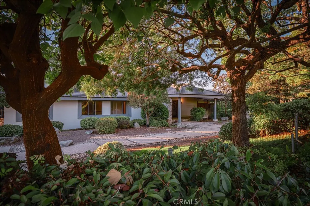 3455 Rancho Rio Bonita