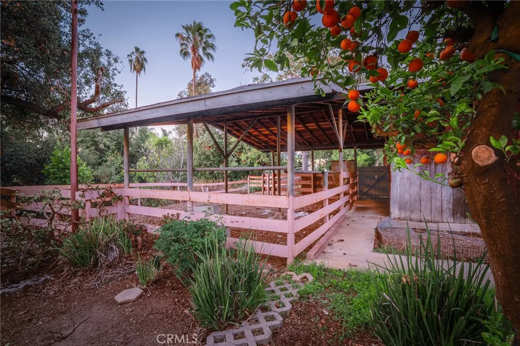 3455 Rancho Rio Bonita