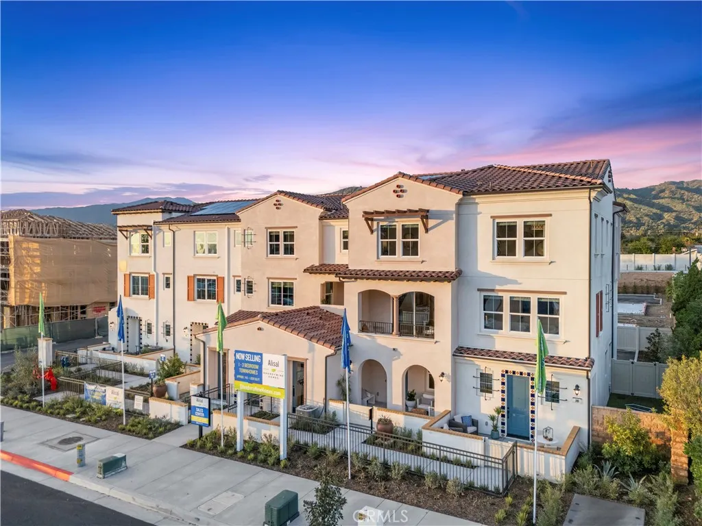 556 Gregory Way