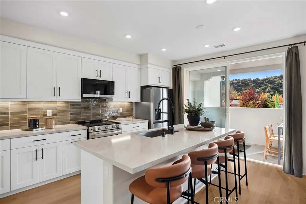 556 Gregory Way