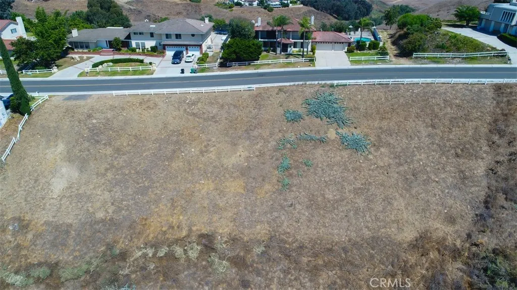 1729 Derringer Lane