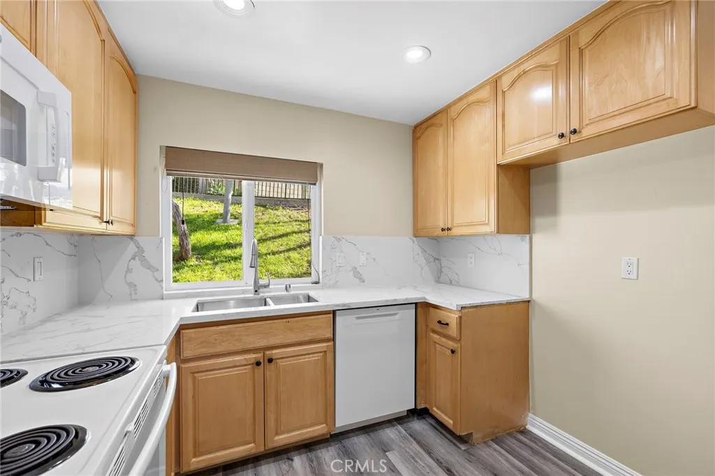 2985 Gingerwood