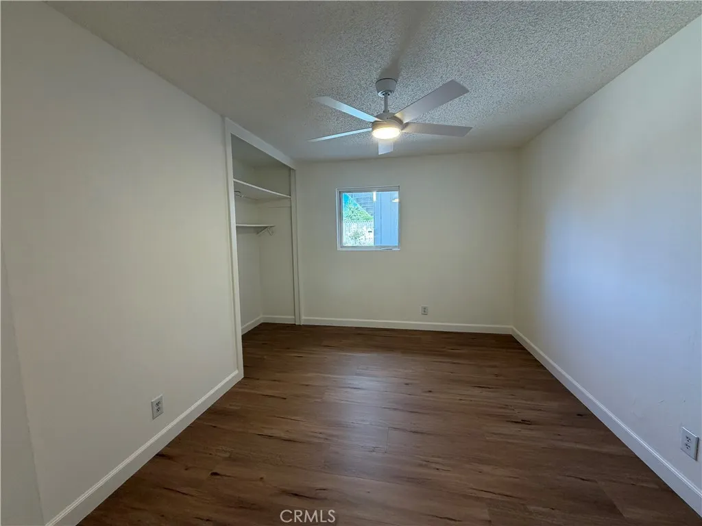 1207 Selkirk