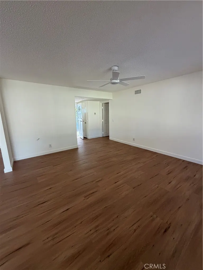 1207 Selkirk
