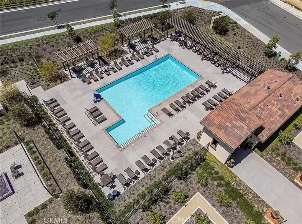 18337 matilija