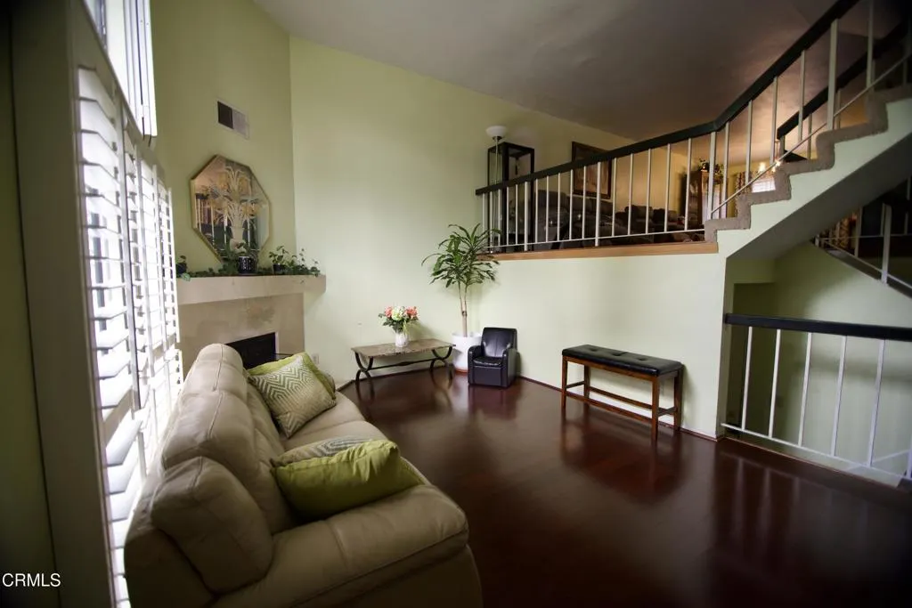 1931 E Huntington Drive, #F
