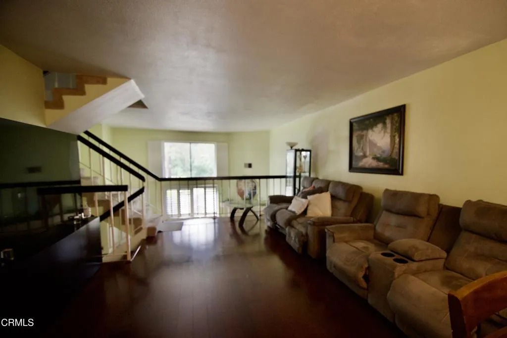 1931 E Huntington Drive, #F