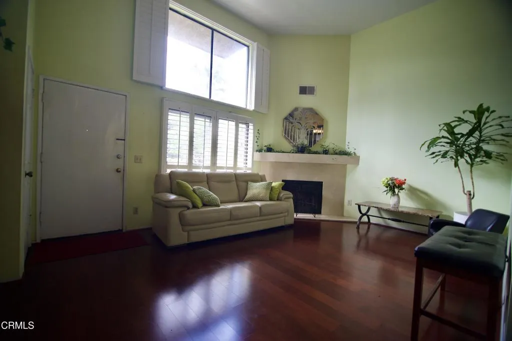 1931 E Huntington Drive, #F