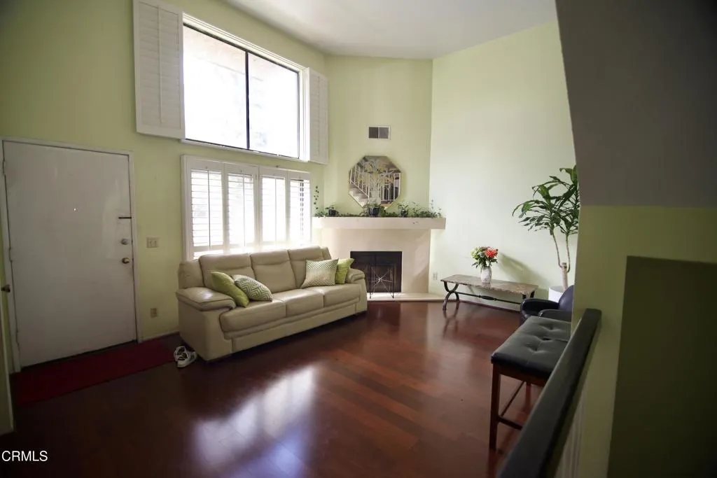 1931 E Huntington Drive, #F