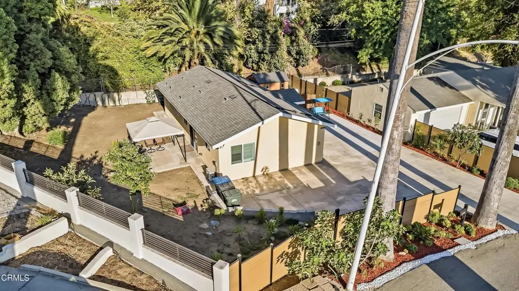 1016 N Palm Drive