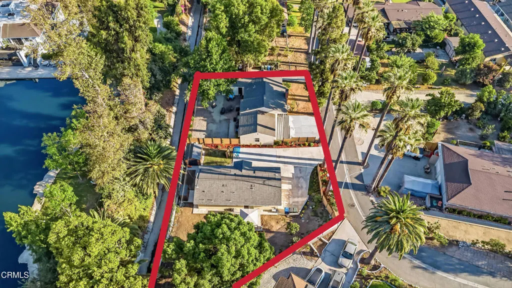 1016 N Palm Drive