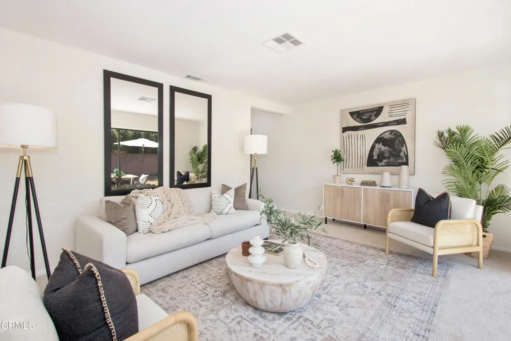656 N Sunset