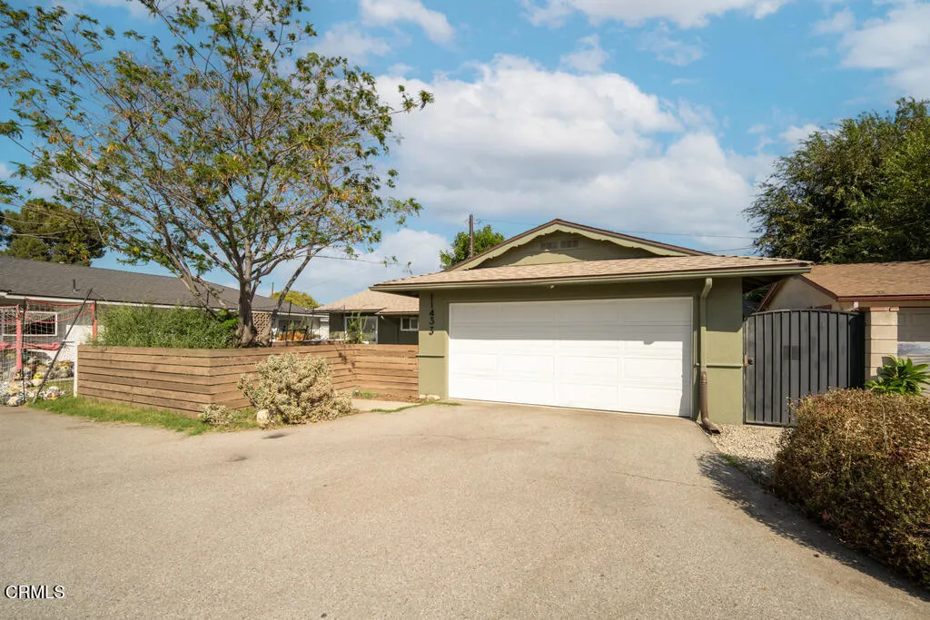 11433 Hallwood Drive