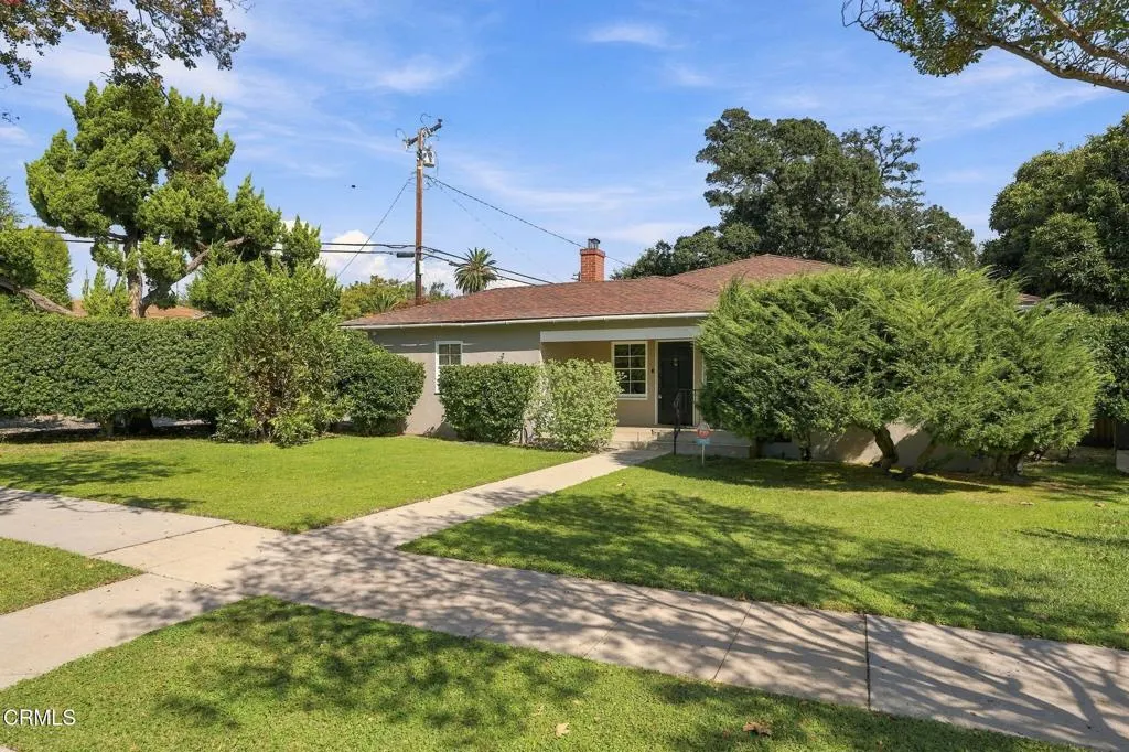 1582 Ganesha Place