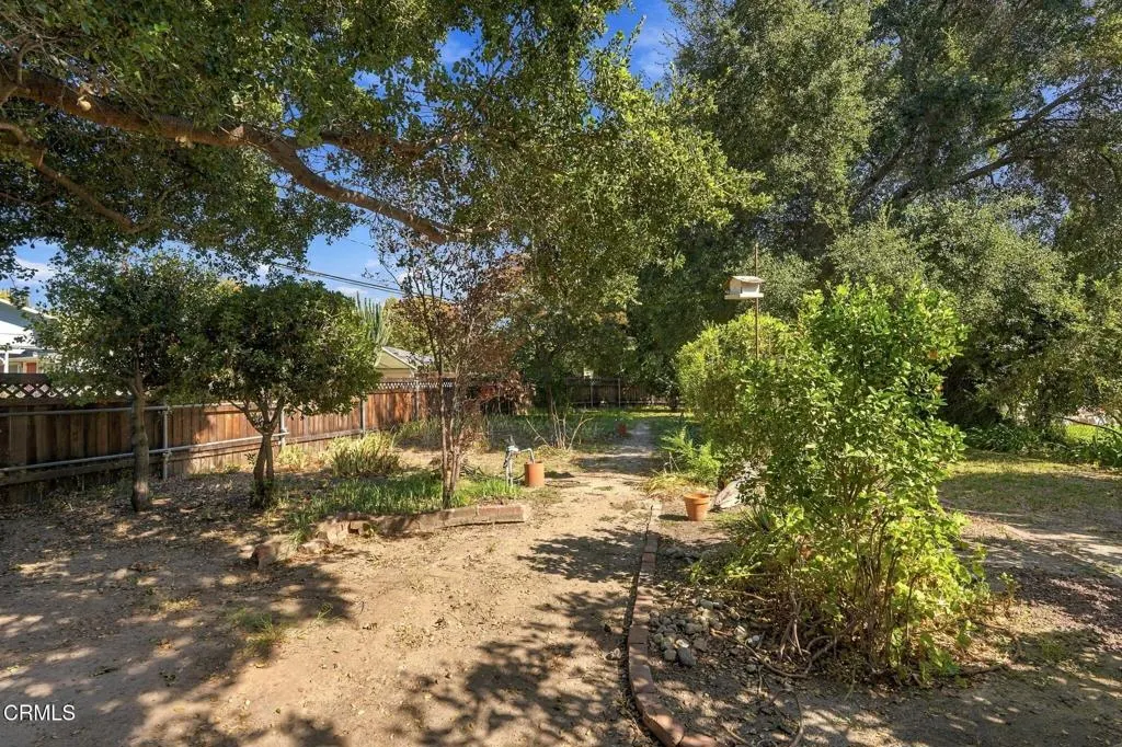 1582 Ganesha Place