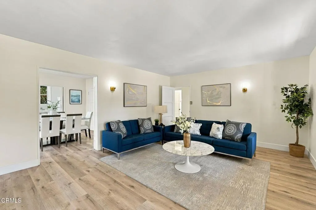 1582 Ganesha Place