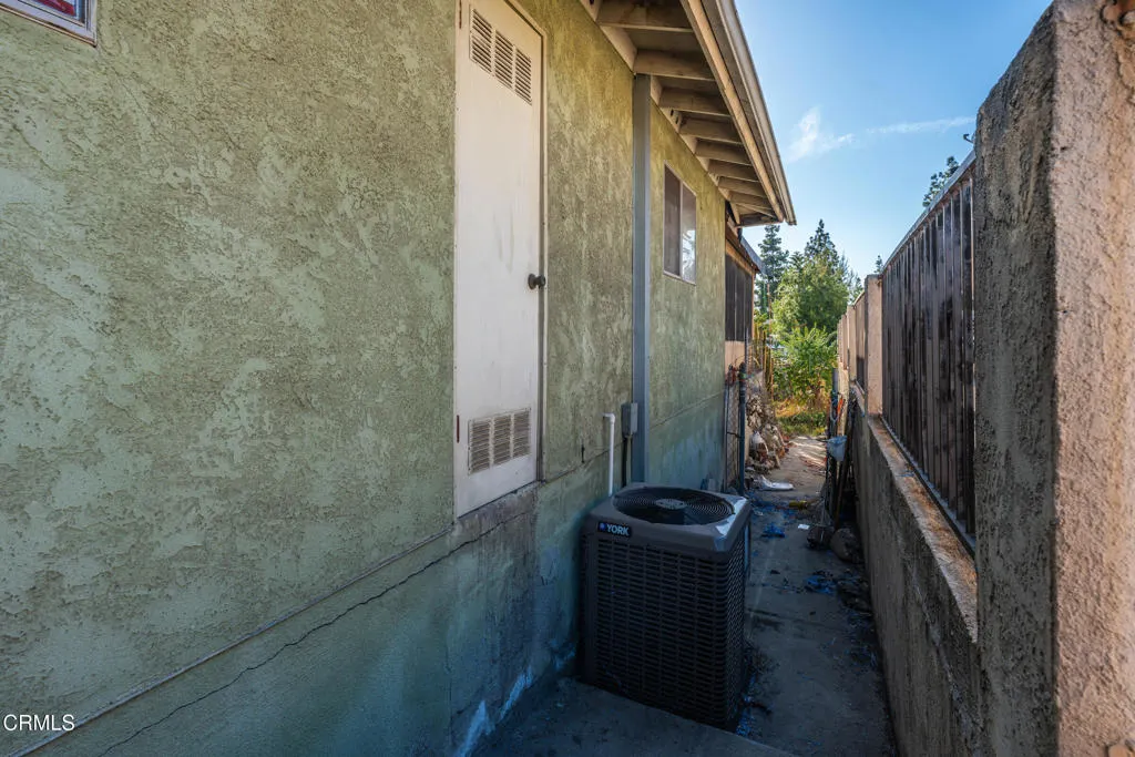 219 N 2nd Street