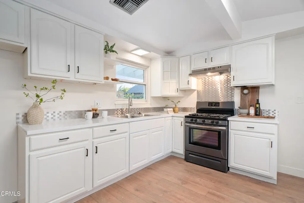 445 W Swanee Lane