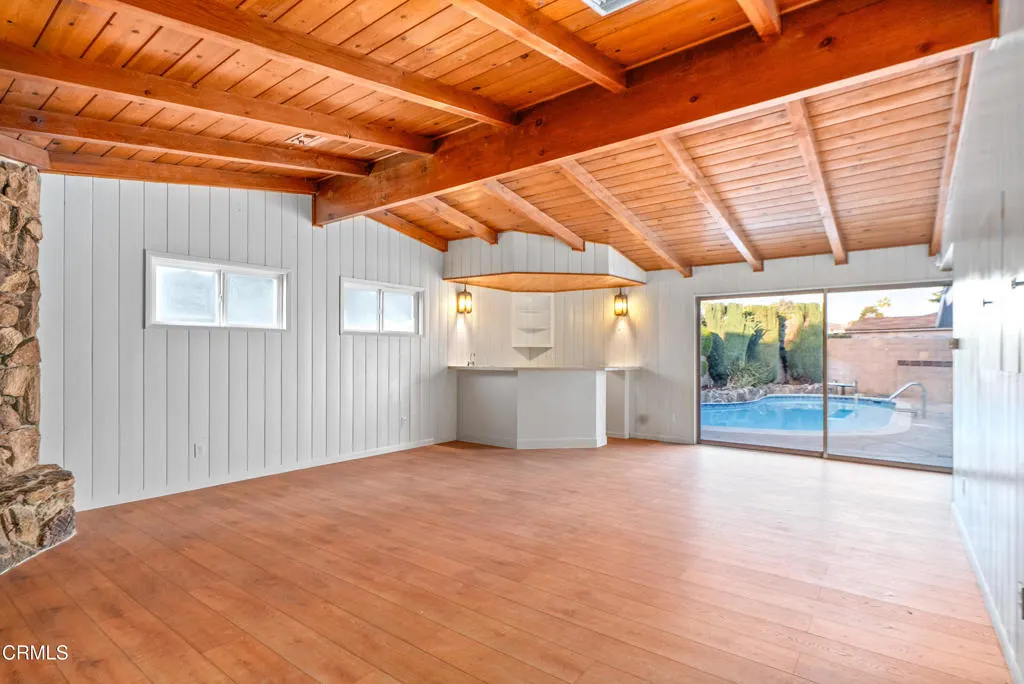445 W Swanee Lane