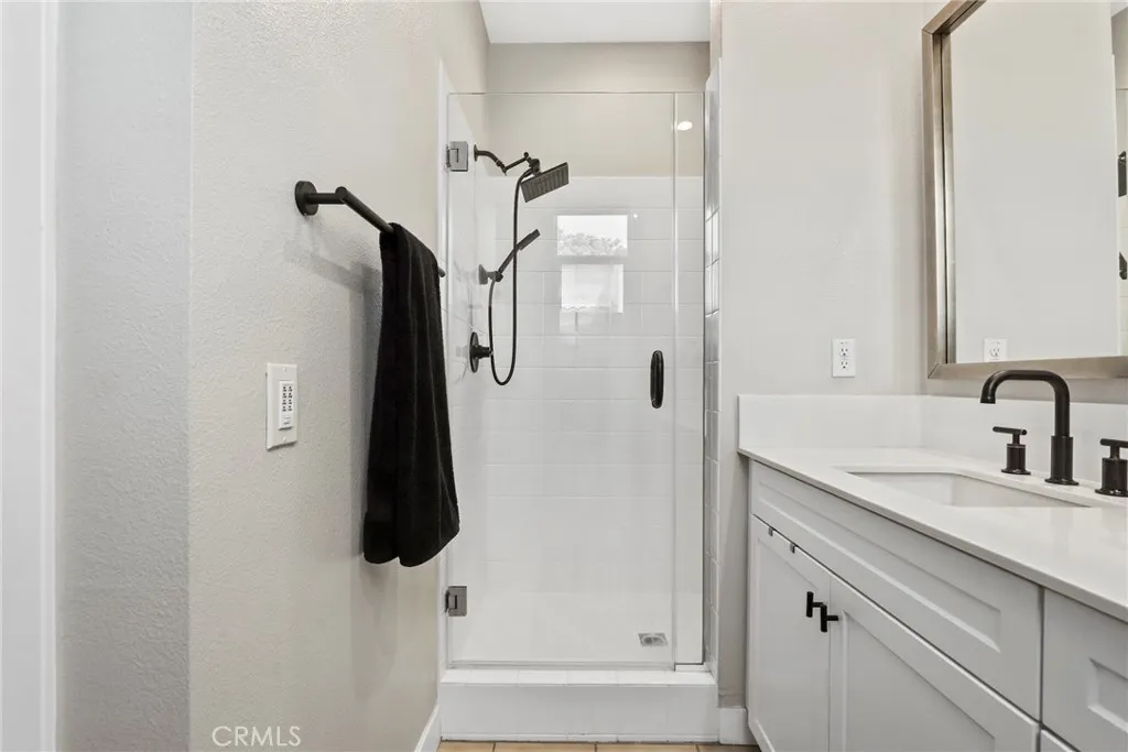 645 W Foothill Boulevard, #10