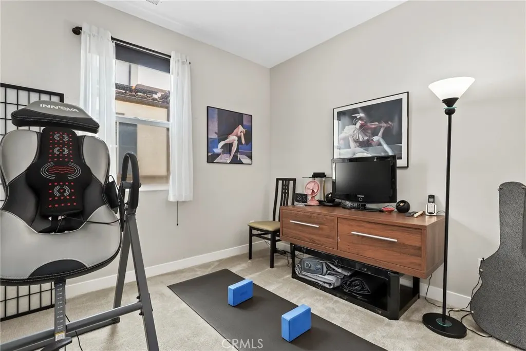 645 W Foothill Boulevard, #10
