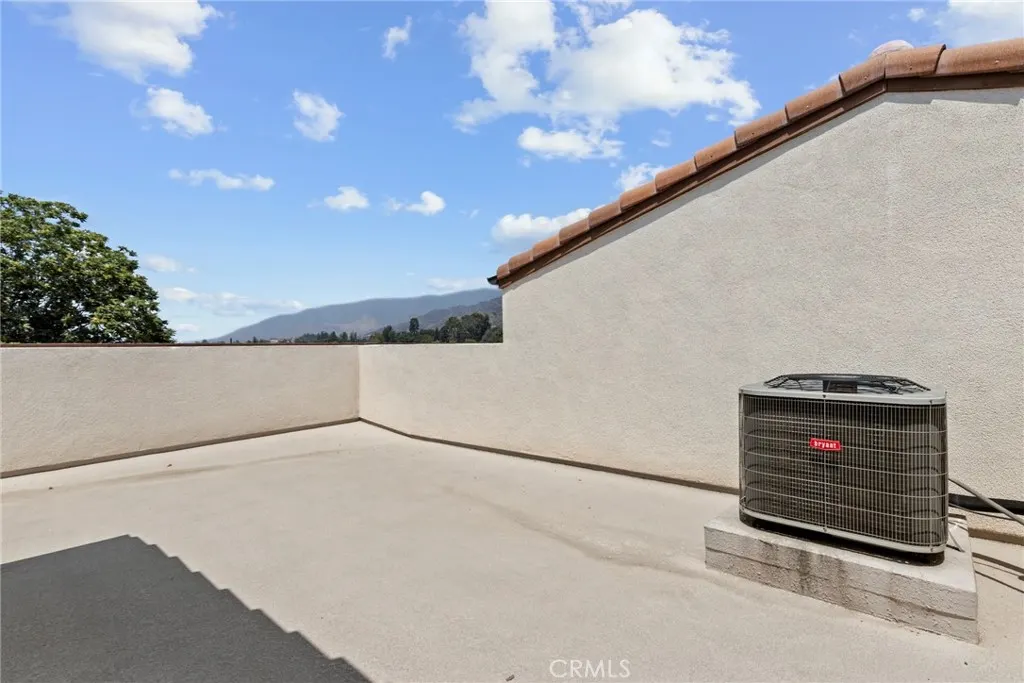 645 W Foothill Boulevard, #10