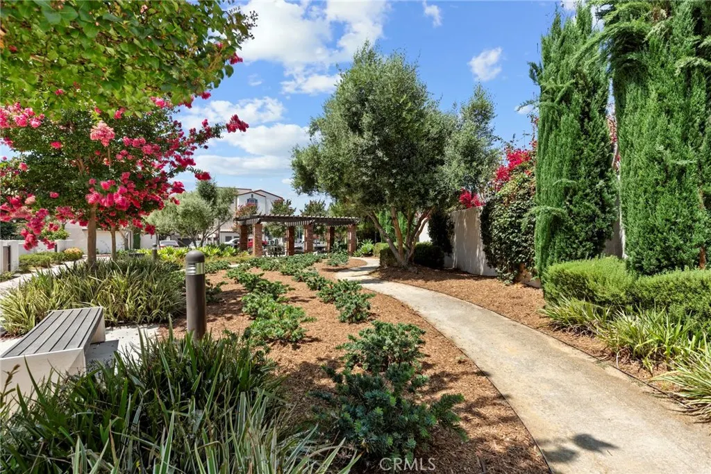 645 W Foothill Boulevard, #10