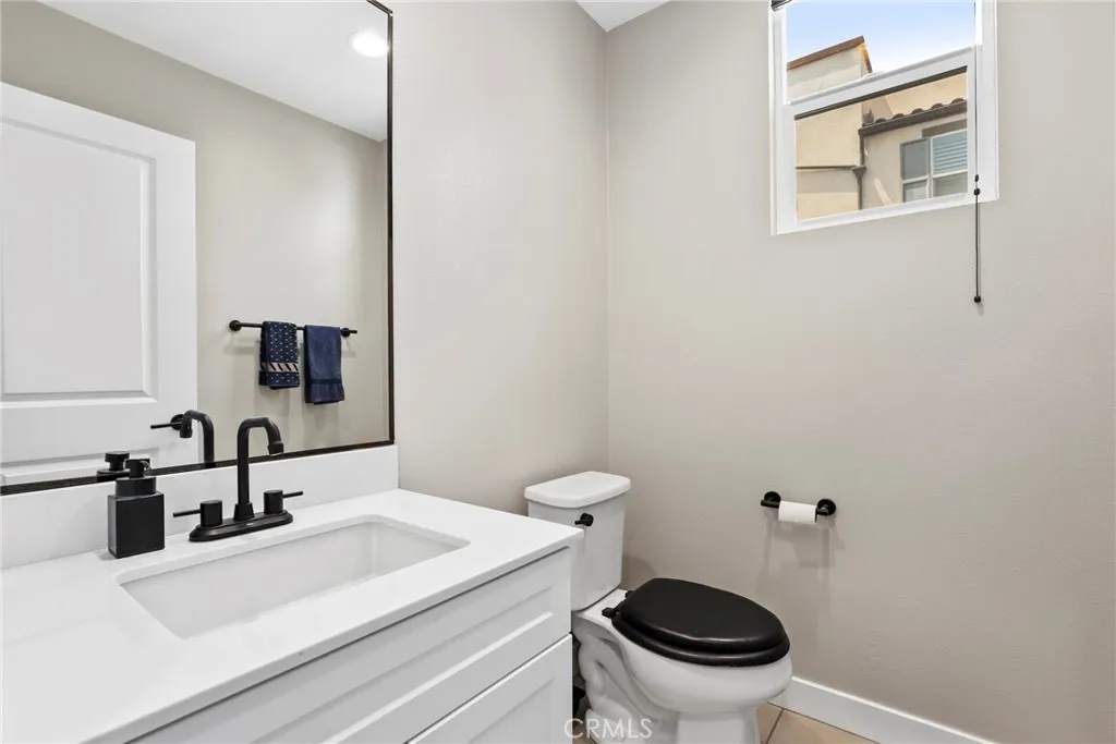 645 W Foothill Boulevard, #10
