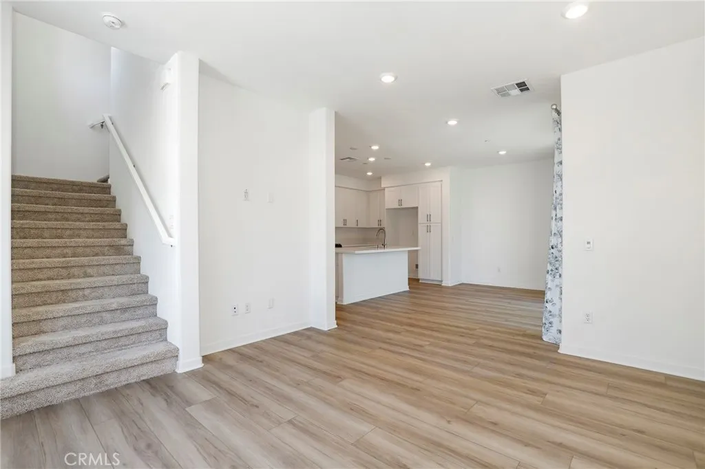 661 Panorama Lane