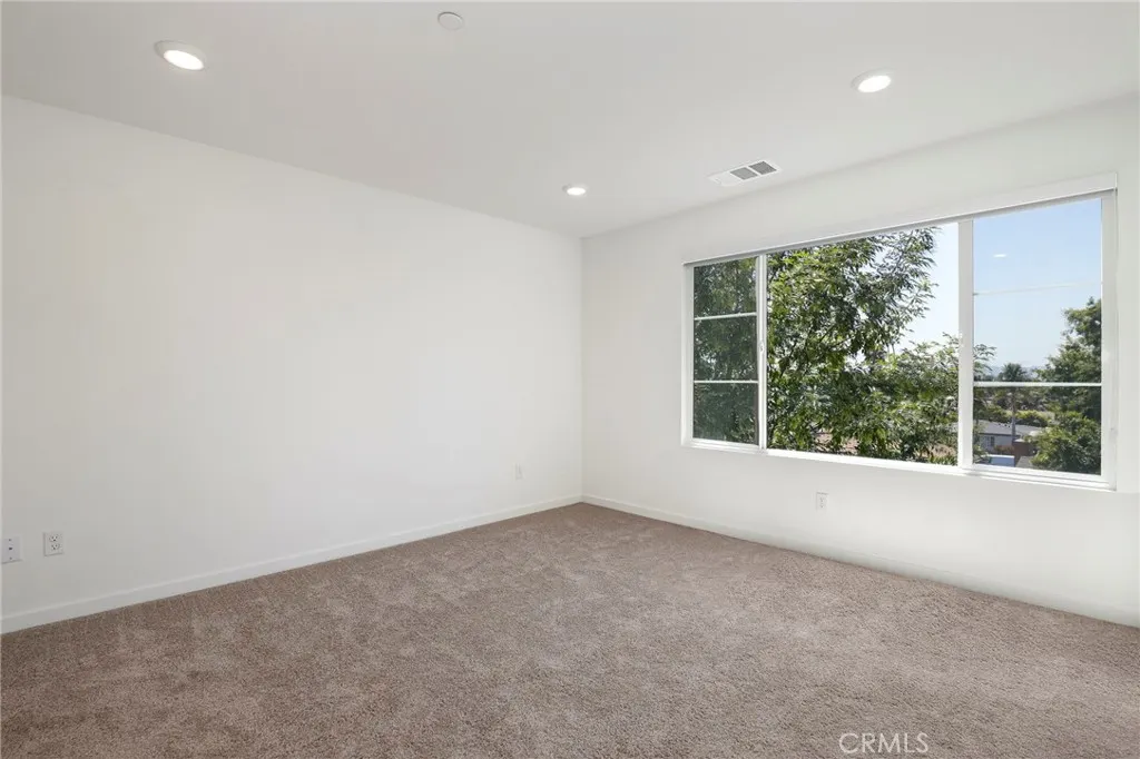 661 Panorama Lane